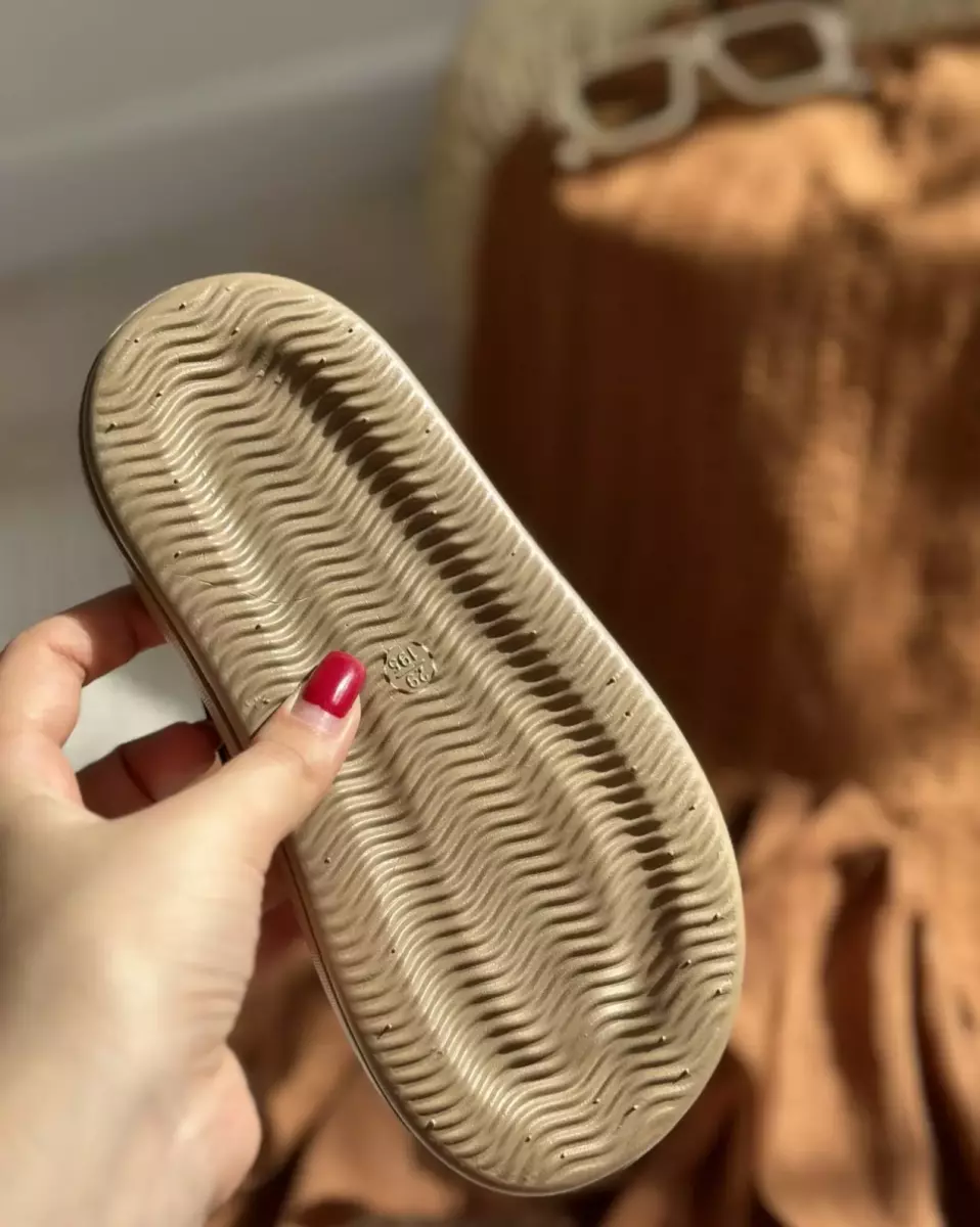 صندل کنفی کد 580