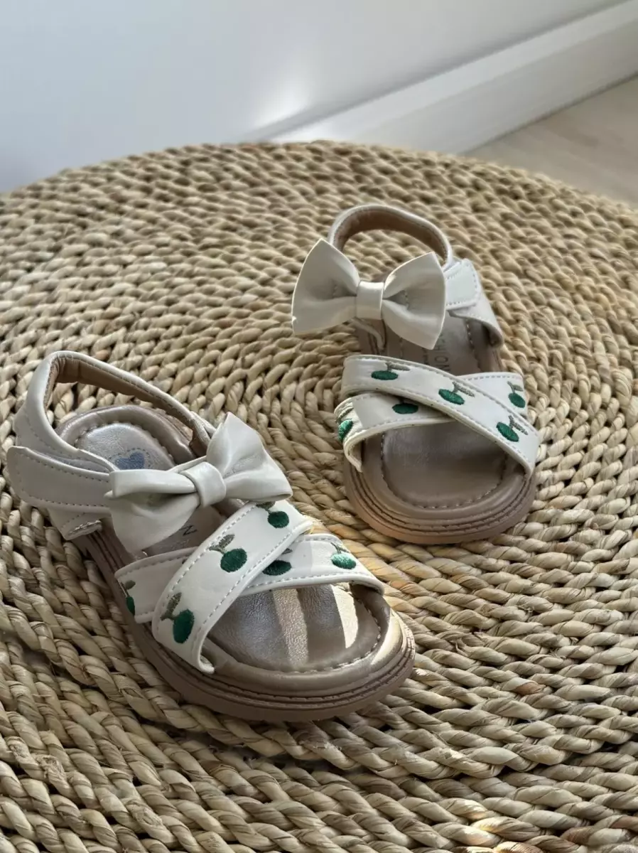 صندل وارداتی ۱۳۸۴