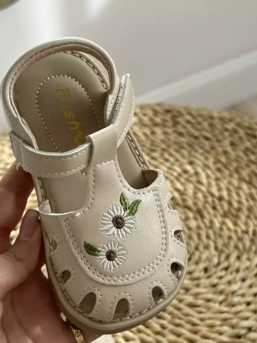 صندل وارداتی پاپاتیا کد1391