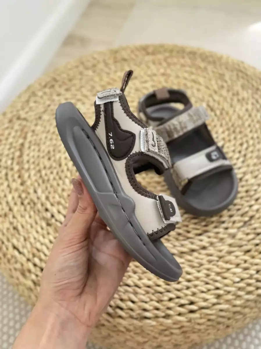 صندل وارداتی کد1493