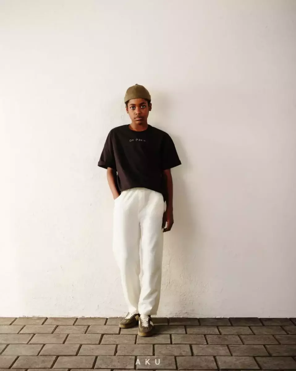 تیشرت مشکی آکو کد1610