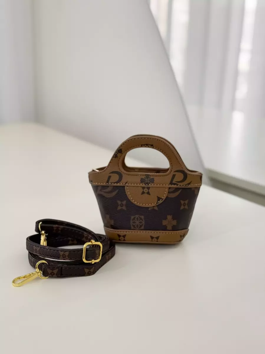 کیف برند طرحدار