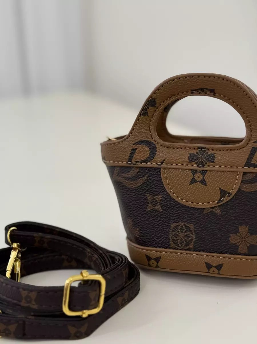 کیف برند طرحدار