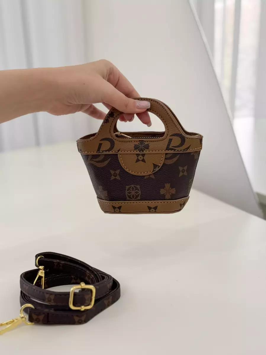 کیف برند طرحدار