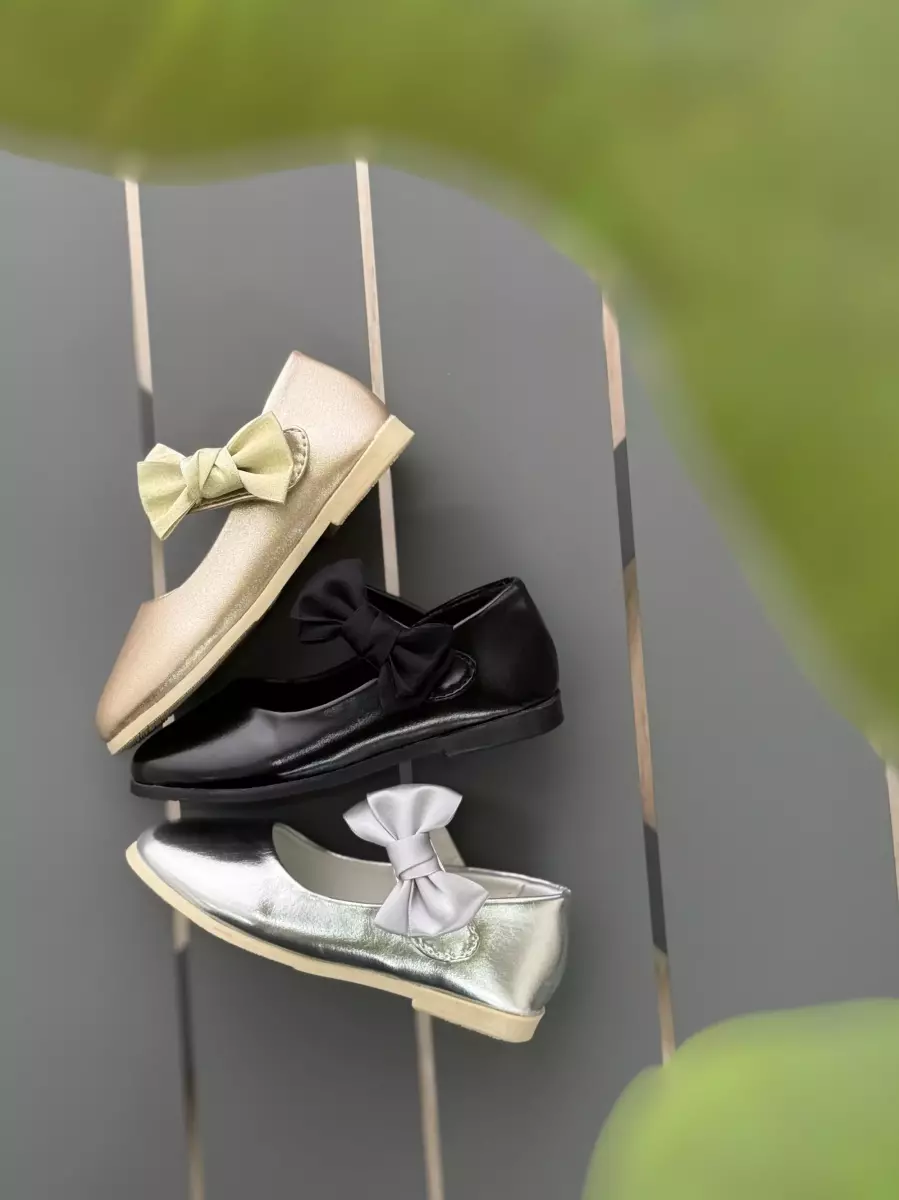 کفش شاین دار