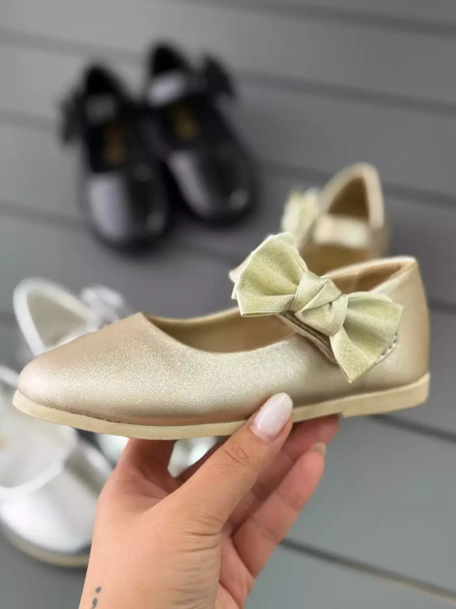 کفش شاین دار