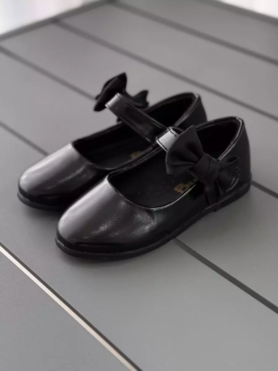 کفش شاین دار