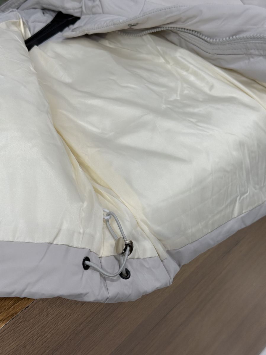 کاپشن 8951