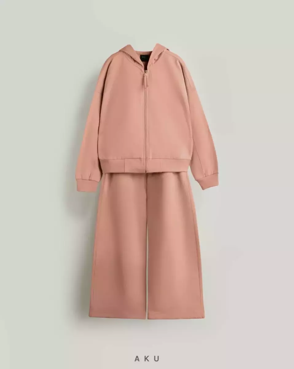 سویشرت و شلوار