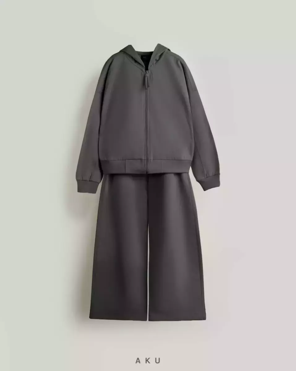 سویشرت و شلوار