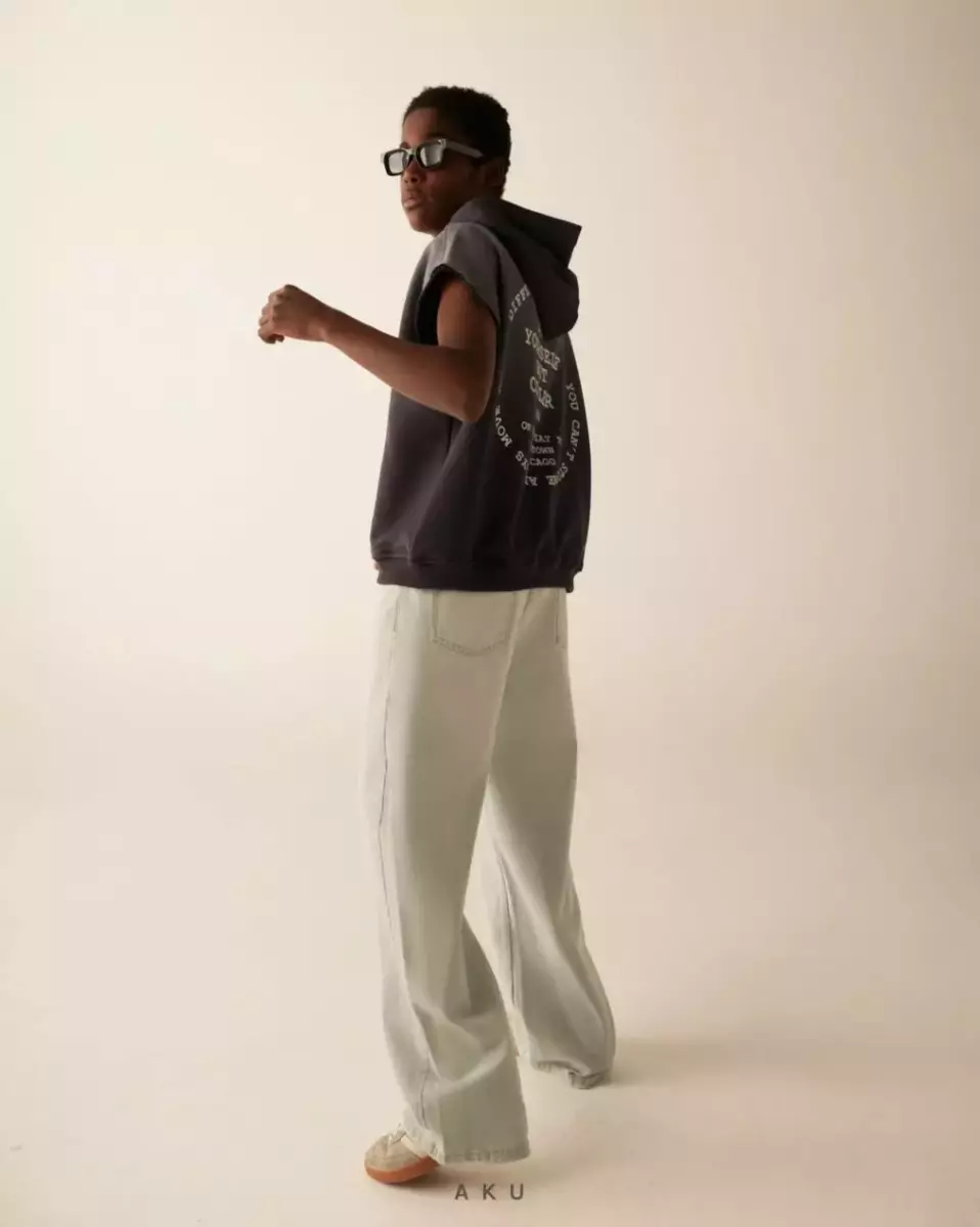 وست کلاهدار