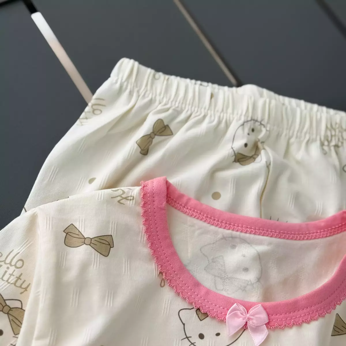 ست چینی Hello kitty