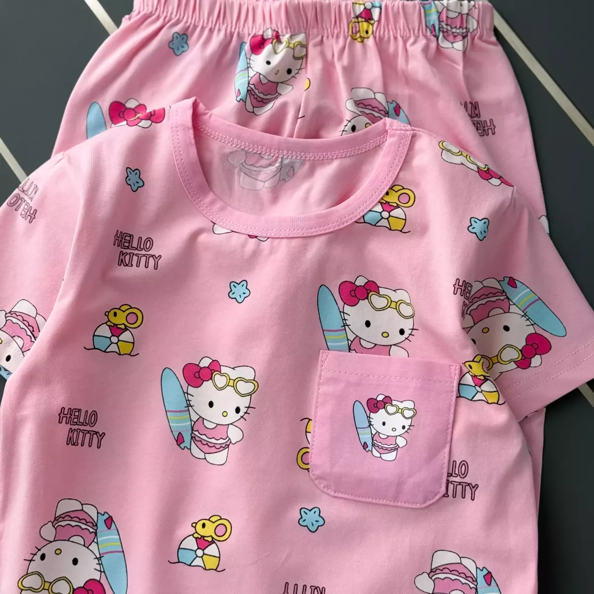 ست چینی جیبدار Hello kitty