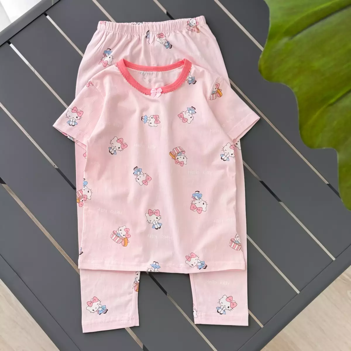 ست چینی جیبدار Hello kitty