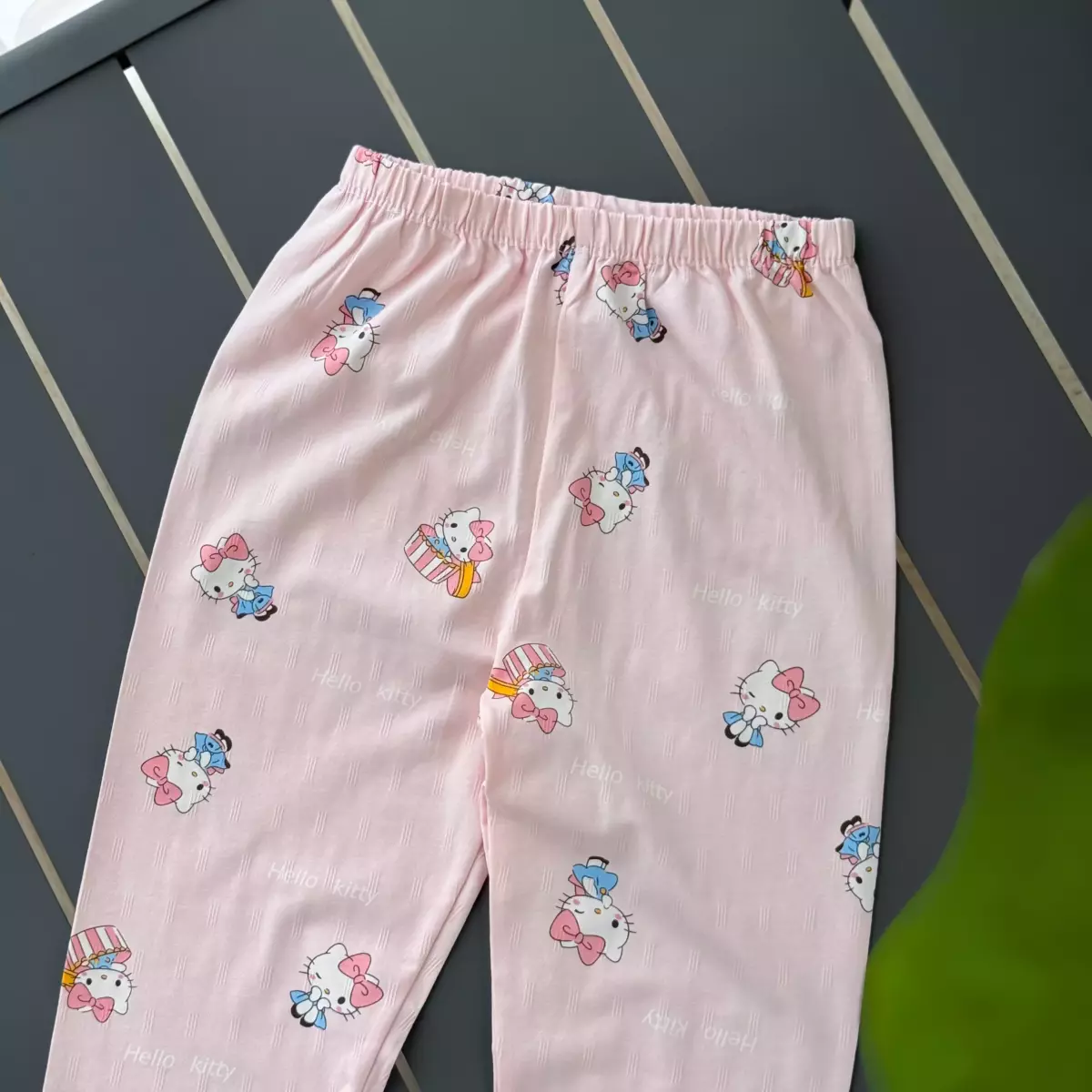 ست چینی جیبدار Hello kitty