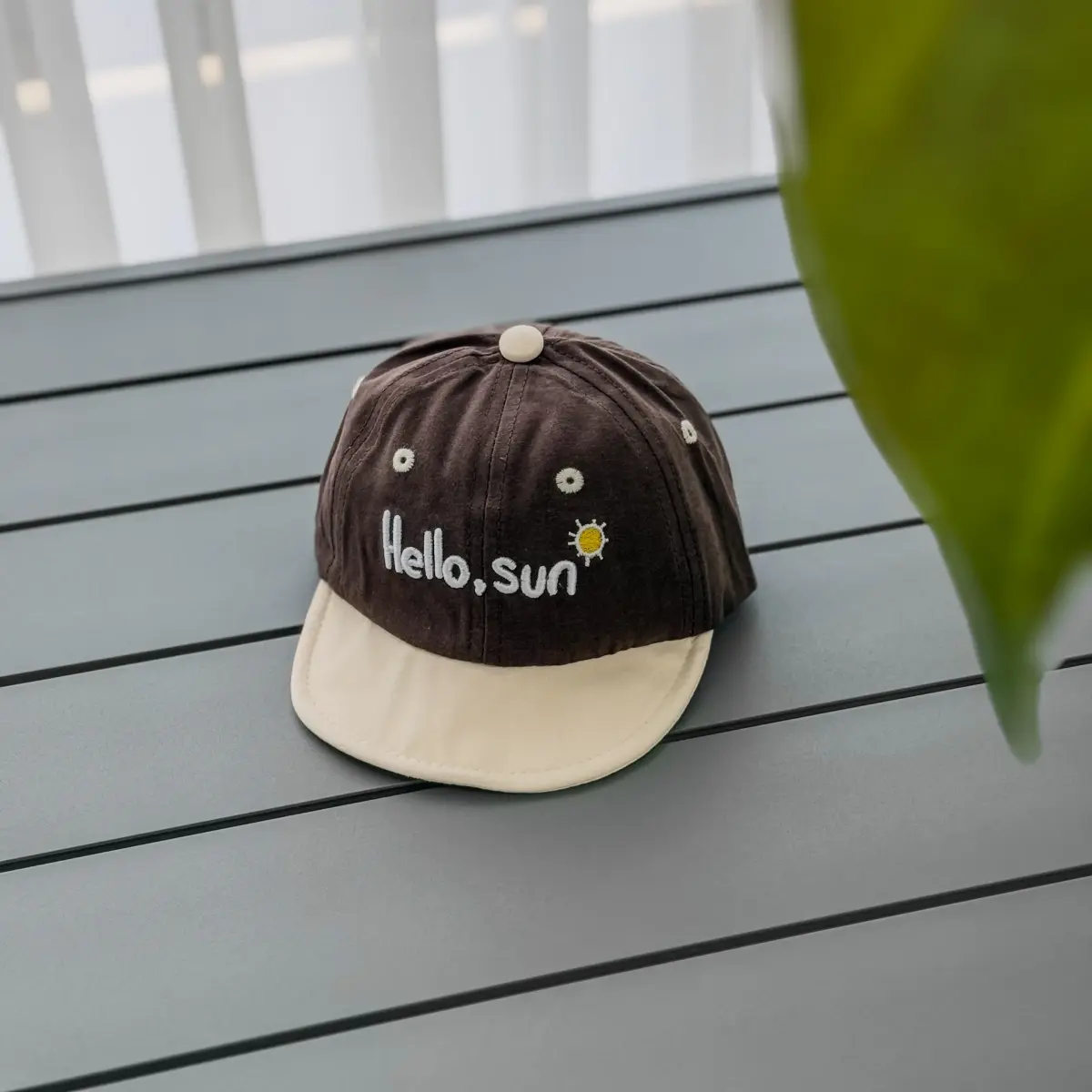 کلاه نقلی Hello sun