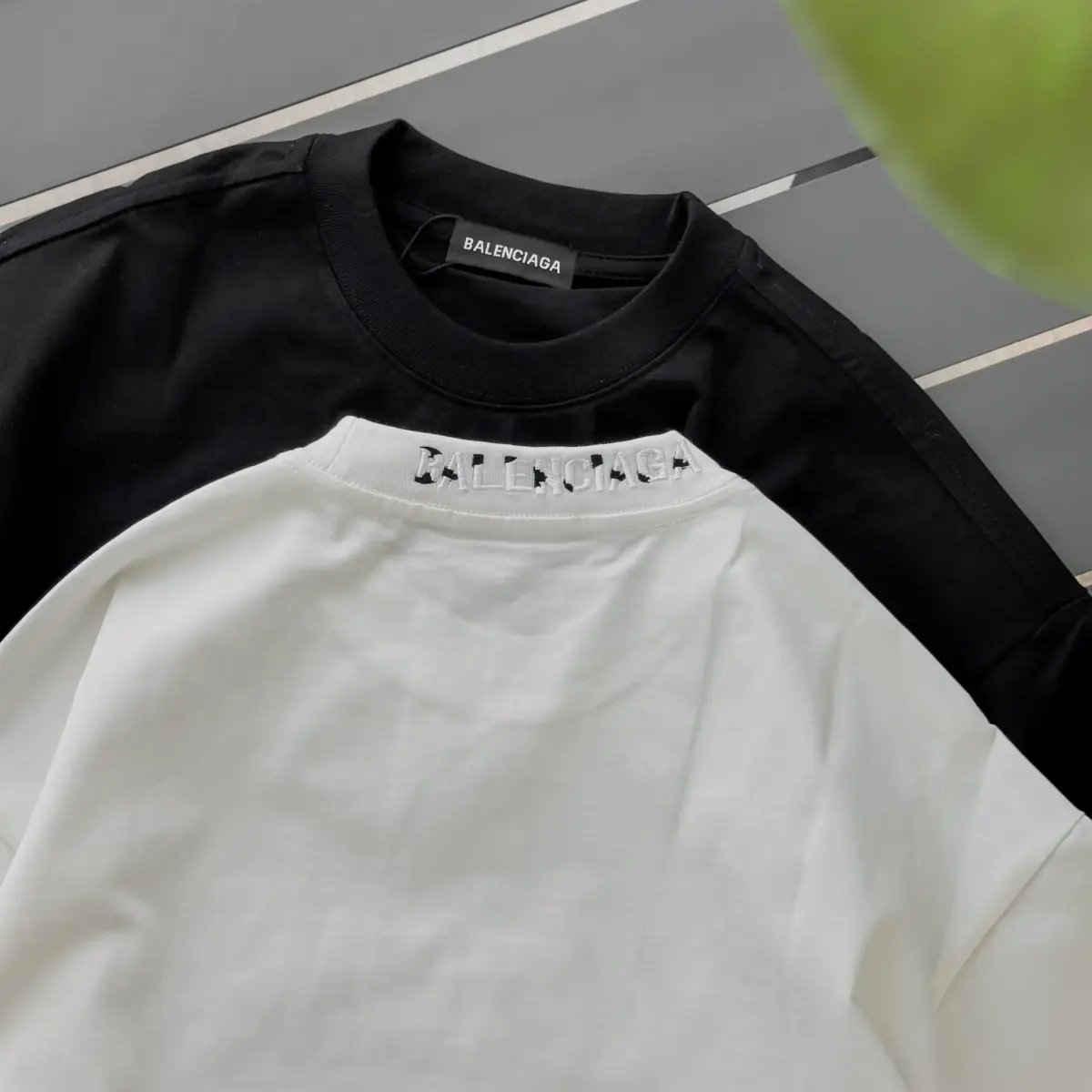 تیشرت وارداتی BALENCIAGA