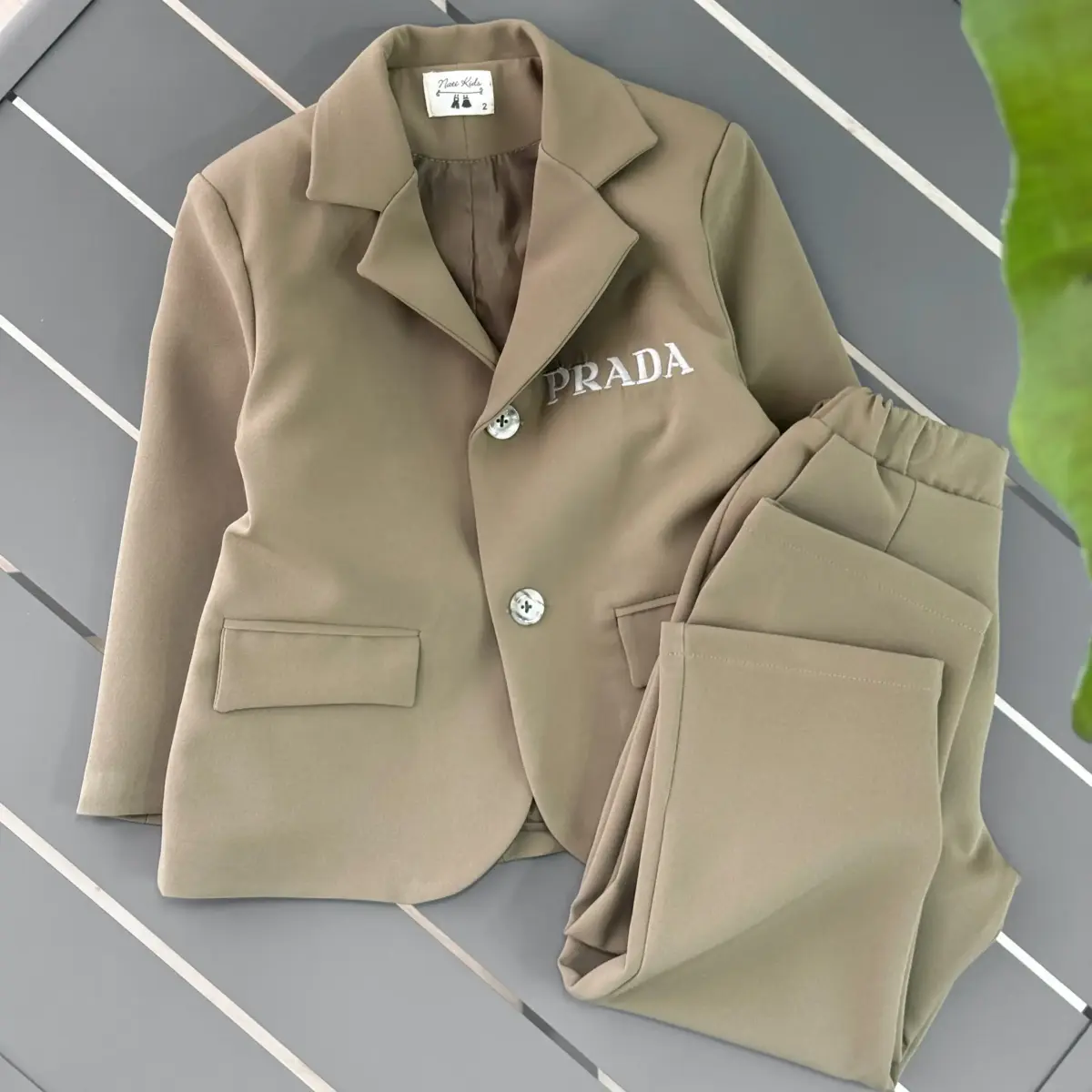 کت و شلوار PRADA